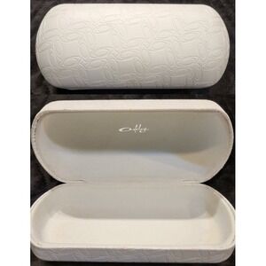 Oakley Sunglasses Protective Shell Hard Case White Debossed Logo Pill Shape Nice